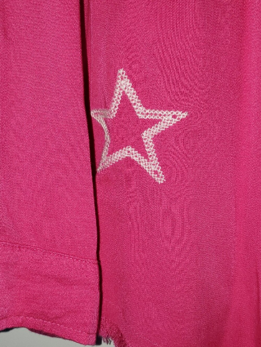 Pink Star-Embroidered Button-Up Blouse - Picture 5 of 9